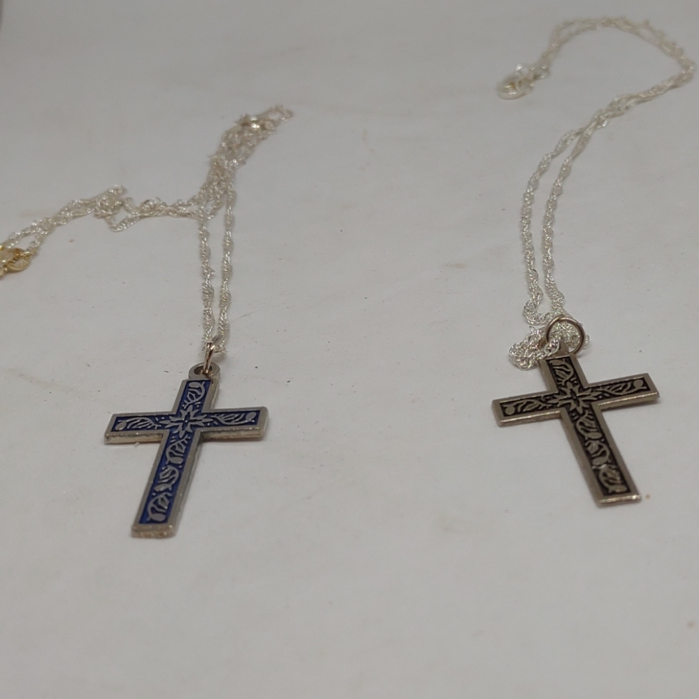 Lot of 2 New 18" Twisted Silvertone Chain w/ Engraved Scroll Cross Pendant